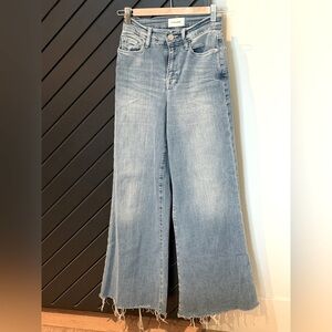 Frame Le Palazzo jeans. Size 25. Great condition and very flattering!